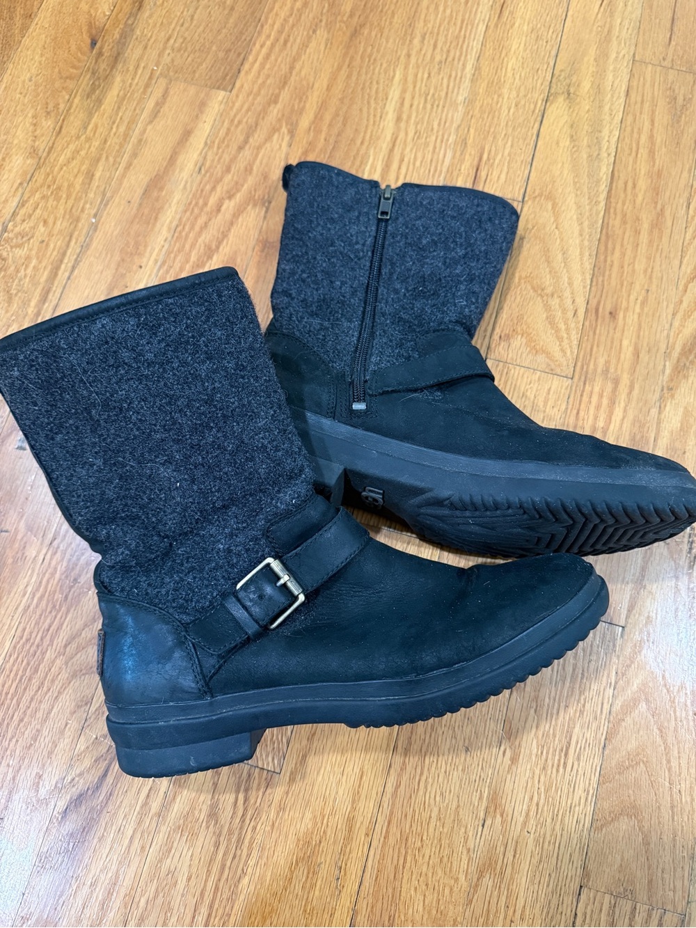 Ugg Women's Black Mid-Calf Buckle Boots